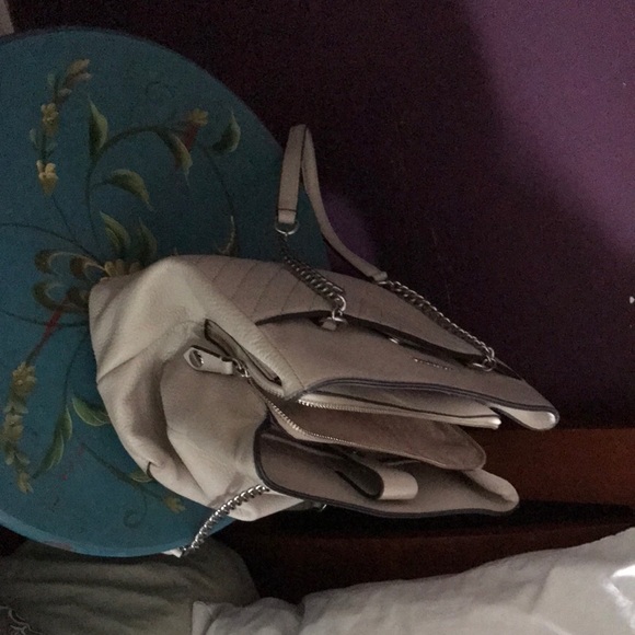 Bag - Picture 2 of 5